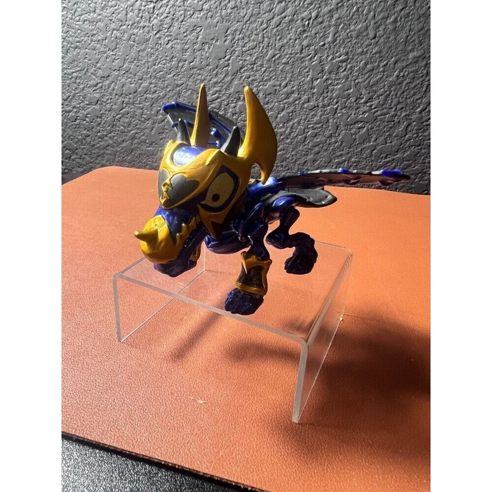 Treasure X Ninjas Gold Shadow Flame Dragon Ultimate Collectible!